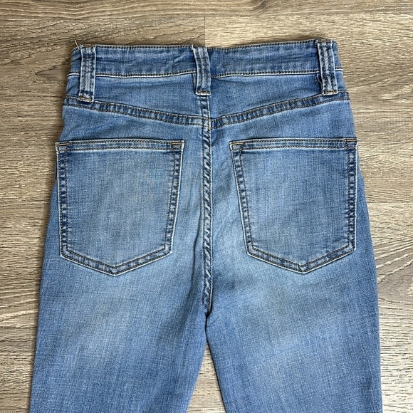 We The Free Free People Button-Fly High Rise Flare Jeans Blue Wash Sz 25 - Picture 5 of 12